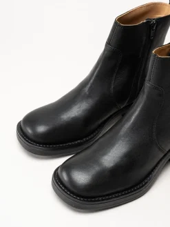 Ten Points - Ingrid - Svarta boots i skinn