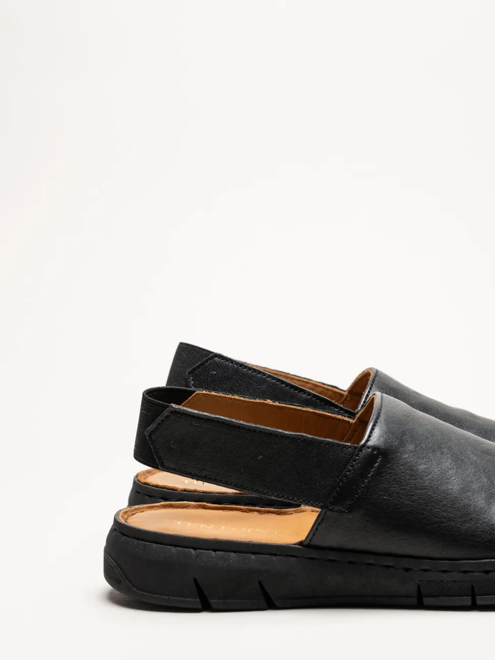 Ten Points - Julia - Svarta sandaler i skinn