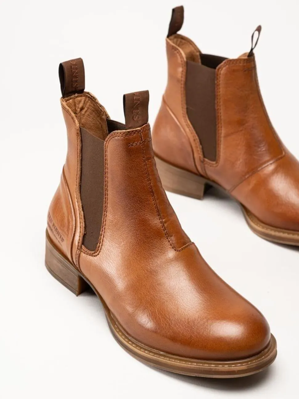 Ten Points - Pandora - Ljusbruna chelsea boots i skinn