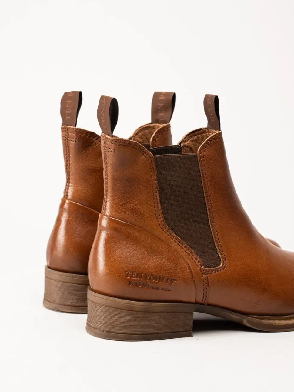 Ten Points - Pandora - Ljusbruna chelsea boots i skinn