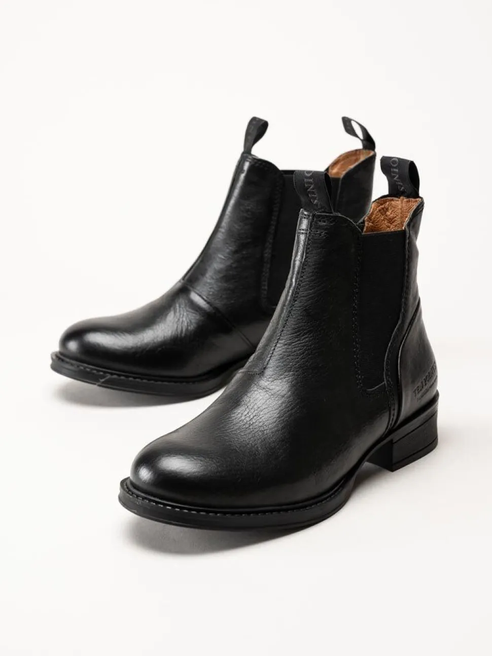 Ten Points - Pandora - Svarta chelsea boots i skinn