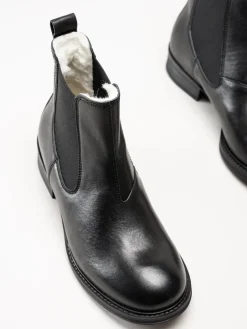 Ten Points - Pandora - Svarta chelsea boots i skinn