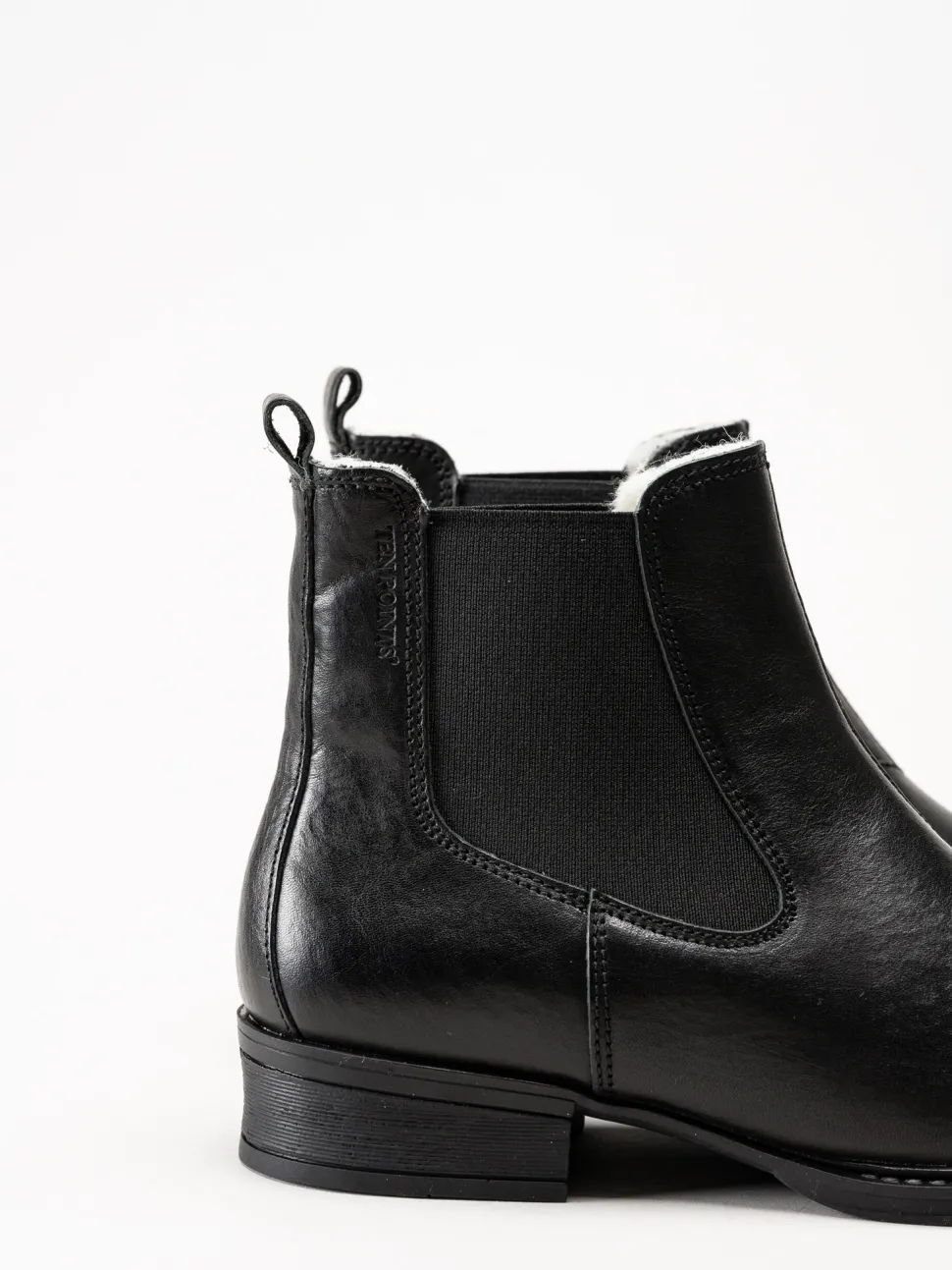 Ten Points - Pandora - Svarta chelsea boots i skinn