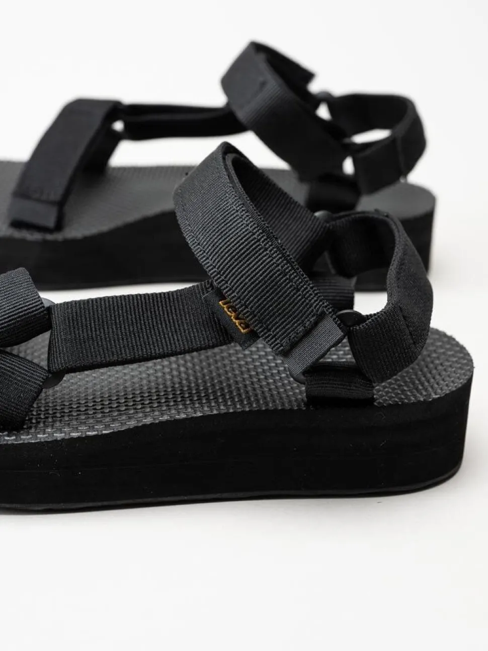 Teva - Midform Universal - Svarta vattentåliga vandrarsandaler