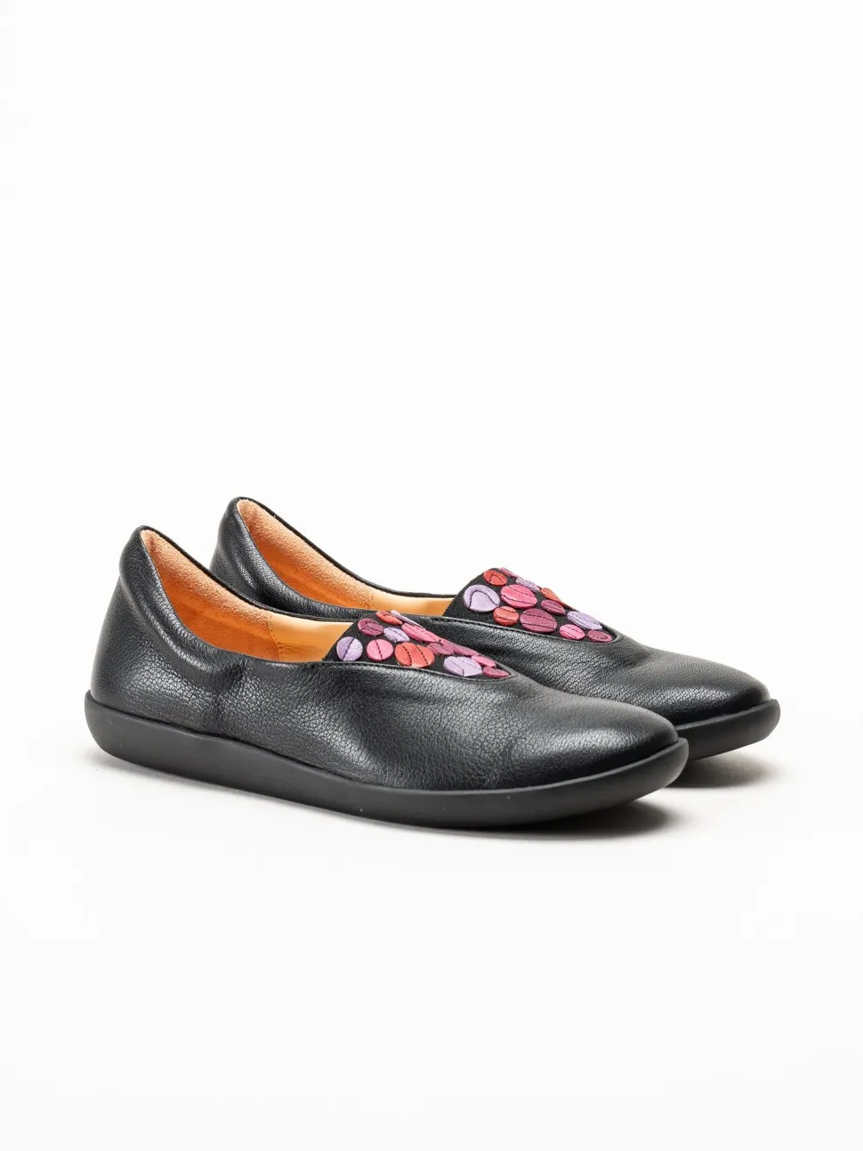 Think - Turna - Svarta ballerinaskor i skinn