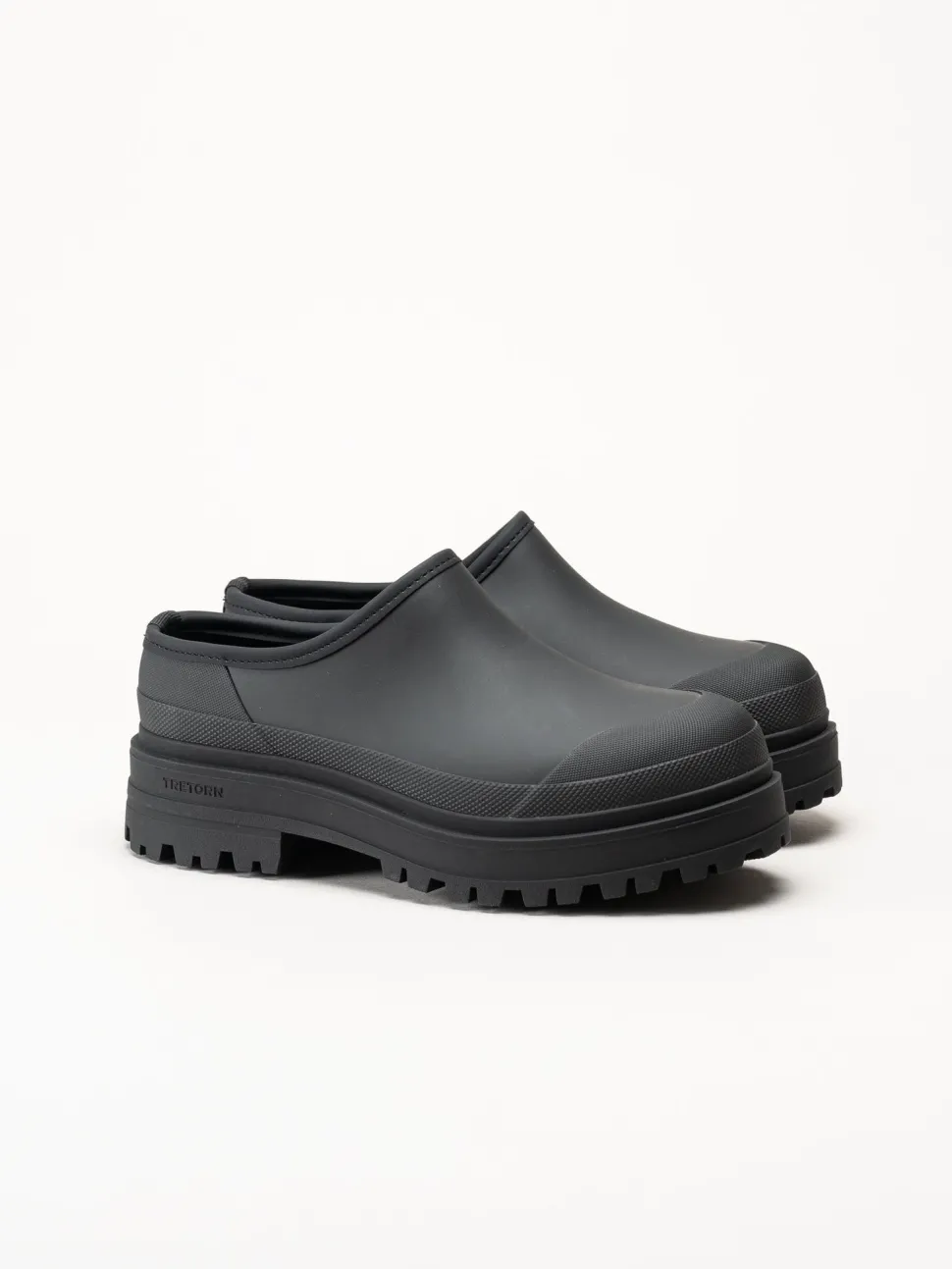 Tretorn - Ari Clog - Svarta slip on skor i naturgummi