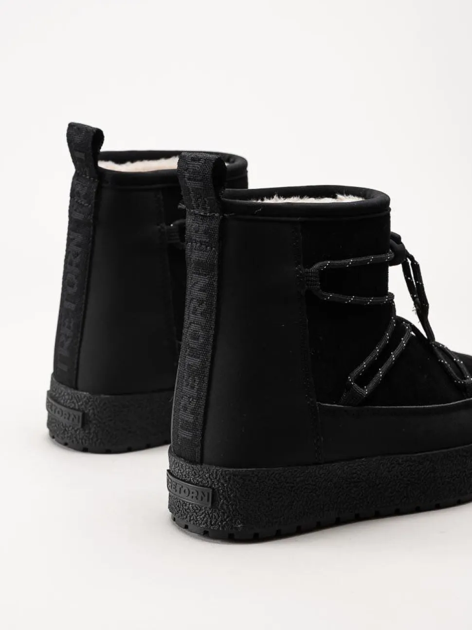Tretorn - Aspa Hybrid Low - Svarta vattentäta boots