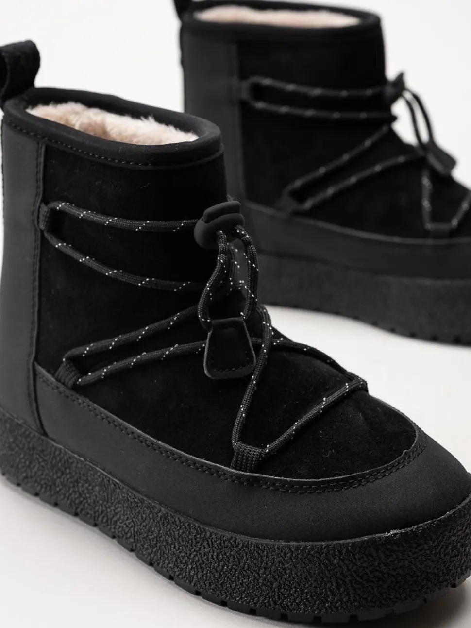 Tretorn - Aspa Hybrid Low - Svarta vattentäta boots
