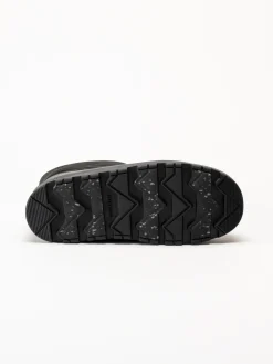 Tretorn - Asto Low Hybrid W - Svarta fodrade boots