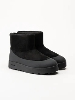 Tretorn - Asto Low Hybrid W - Svarta fodrade boots