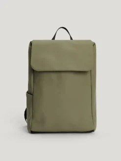 Tretorn - Tretorn Wings Daypack - Grön ryggsäck i mjukt men slitstarkt PU-material