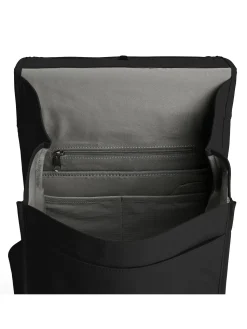 Tretorn - Wings Daypack - Svart vädertålig ryggsäck i smidig PU