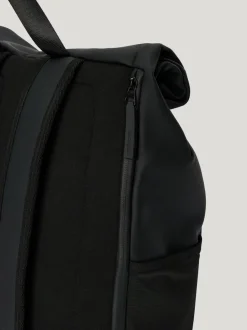 Tretorn - Wings Rolltop WP - Svart vattentålig ryggsäck i mjukt PU-material