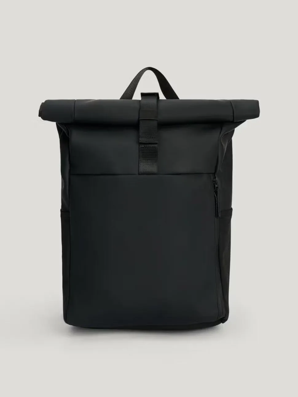 Tretorn - Wings Rolltop WP - Svart vattentålig ryggsäck i mjukt PU-material