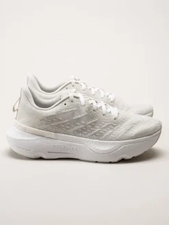 Under Armour - W Infinite Pro Cool Down - Off white löparskor i textil