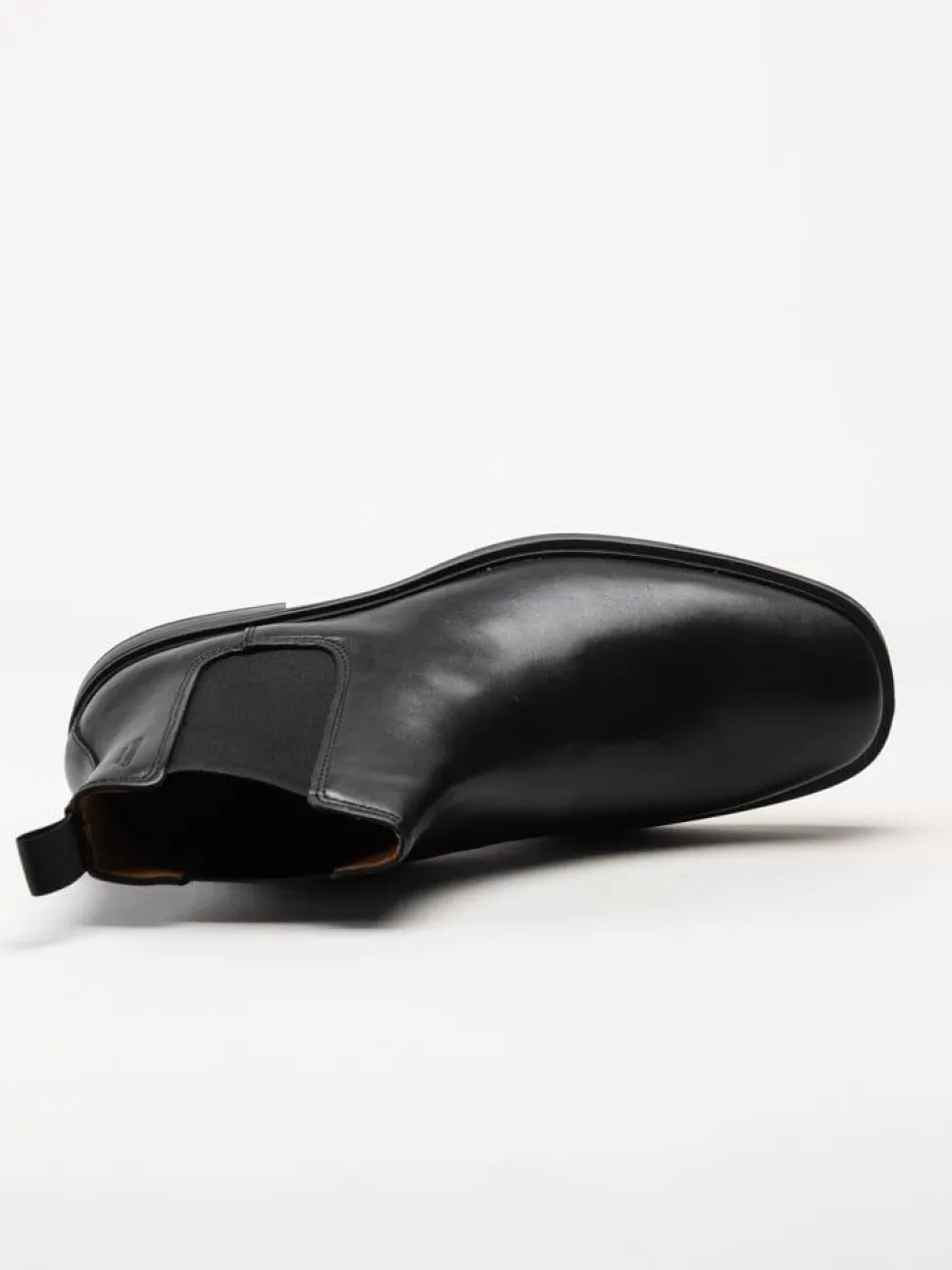 Vagabond - Andrew - Svarta chelsea boots i skinn