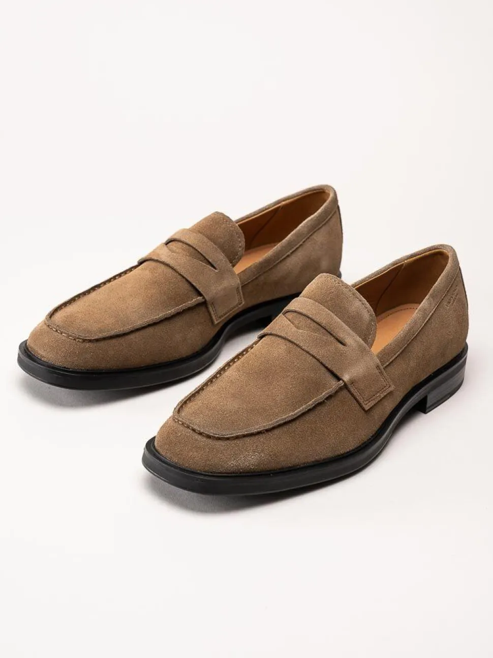 Vagabond - Andrew - Taupefärgade loafers i mocka
