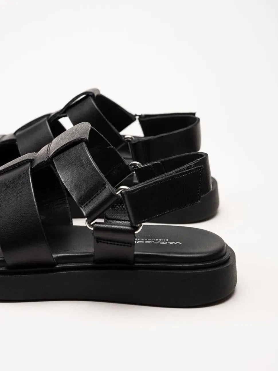 Vagabond - Connie - Svarta sandaler i skinn