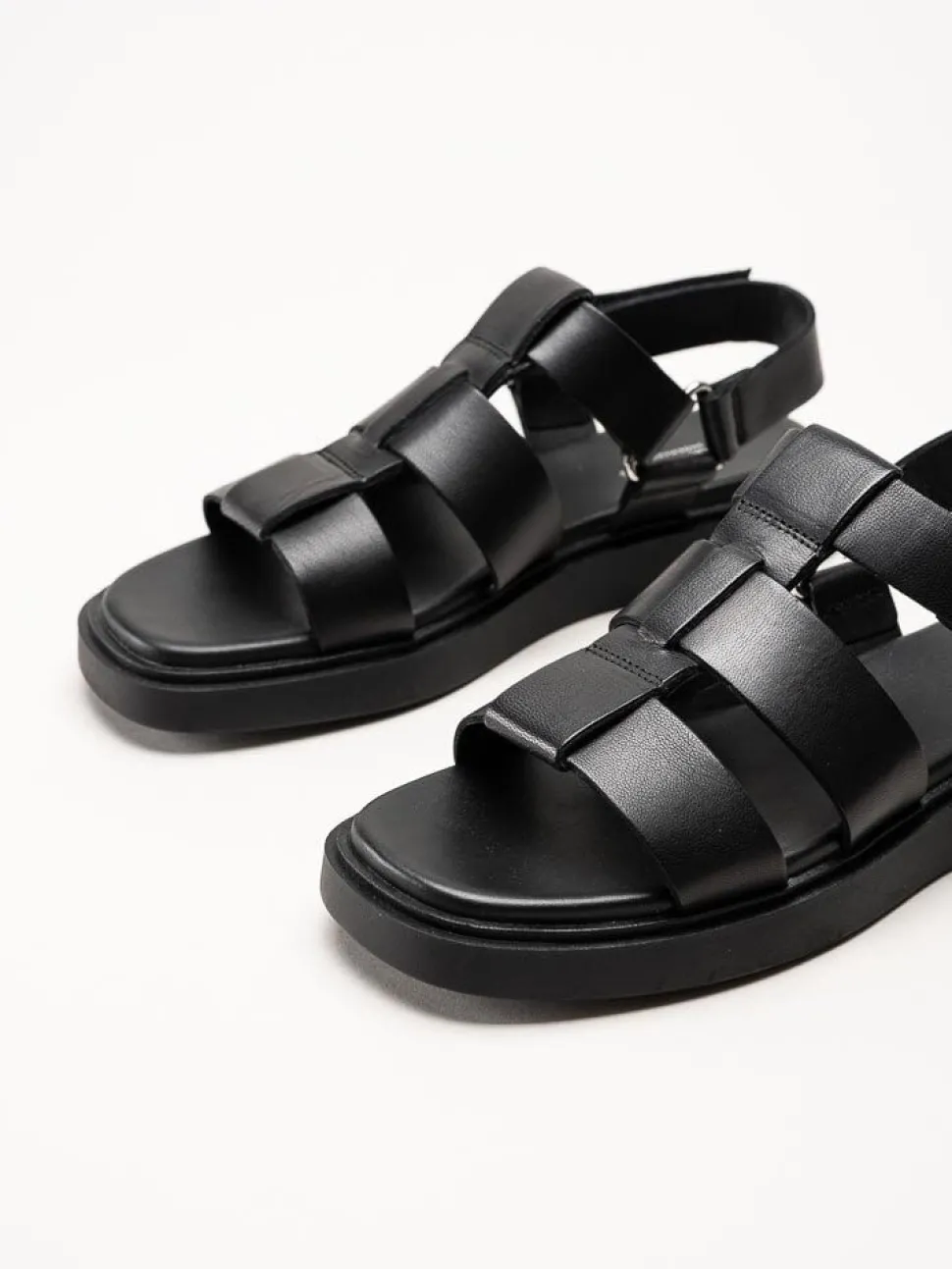 Vagabond - Connie - Svarta sandaler i skinn