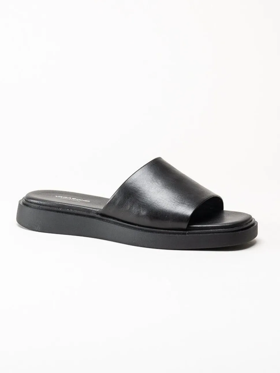 Vagabond - Connie - Svarta slip in tofflor i skinn