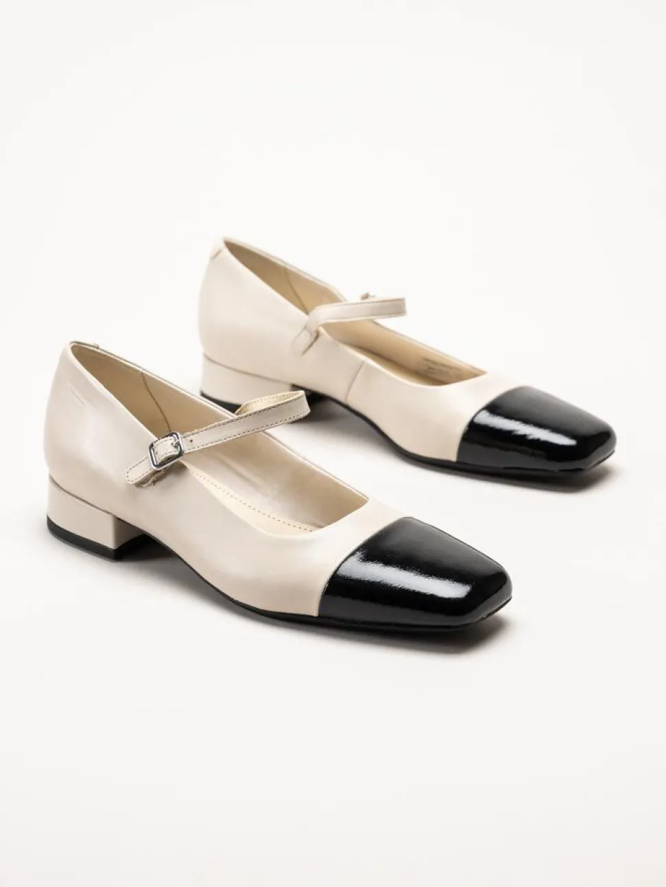 Vagabond - Debbi - Ljusbeige Mary Jane pumps i skinn
