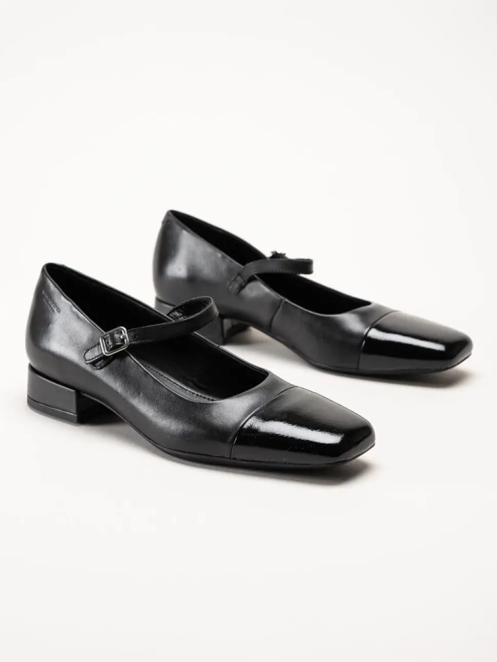 Vagabond - Debbi - Svarta Mary Jane pumps i skinn