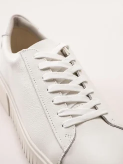 Vagabond - Derek - Vita sneakers i skinn