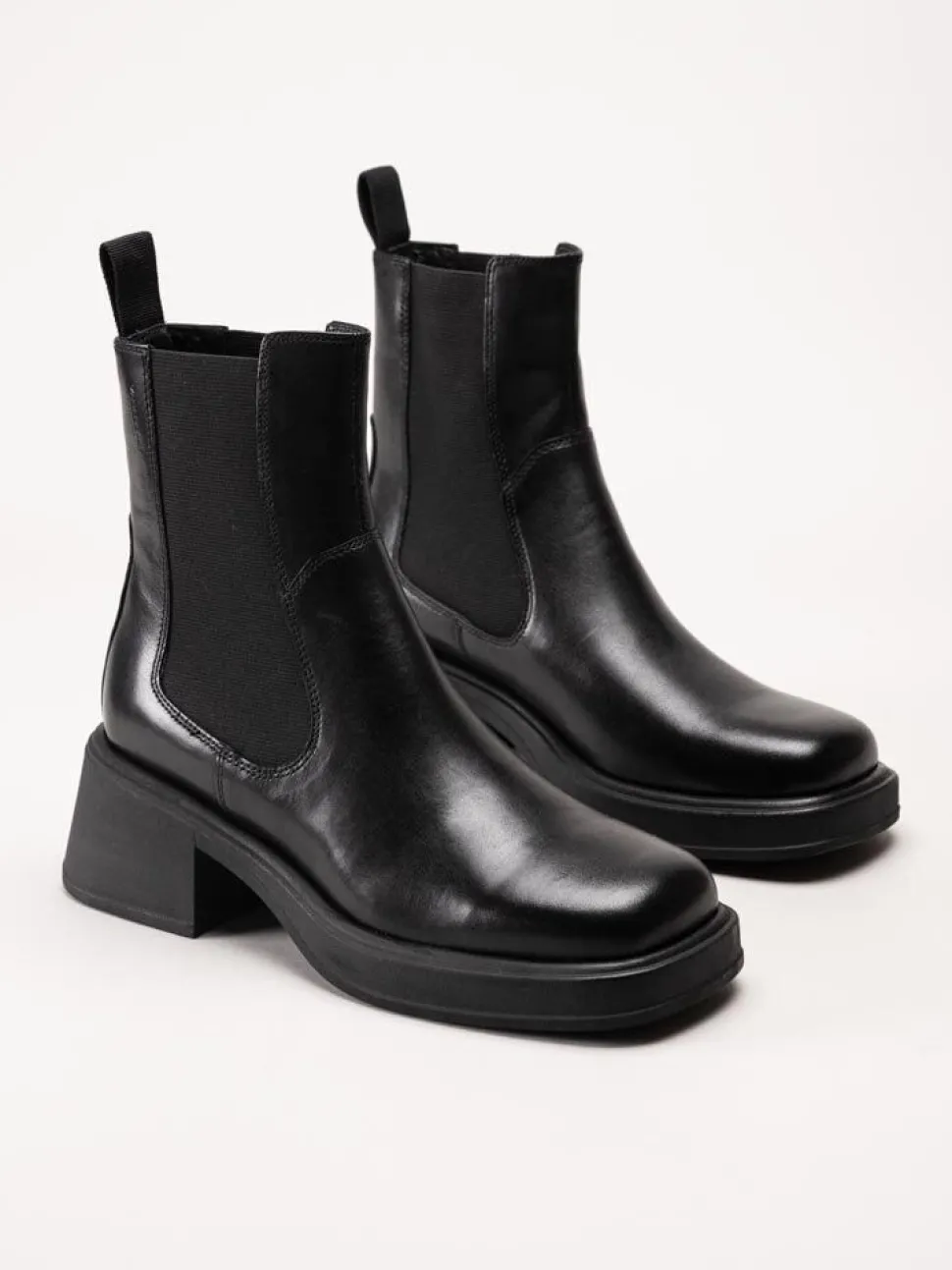 Vagabond - Dorah - Svarta chelsea boots med klack