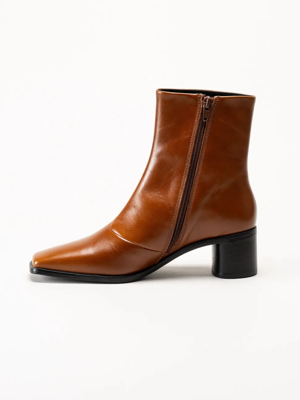 Vagabond - Fay - Ljusbruna boots i skinn