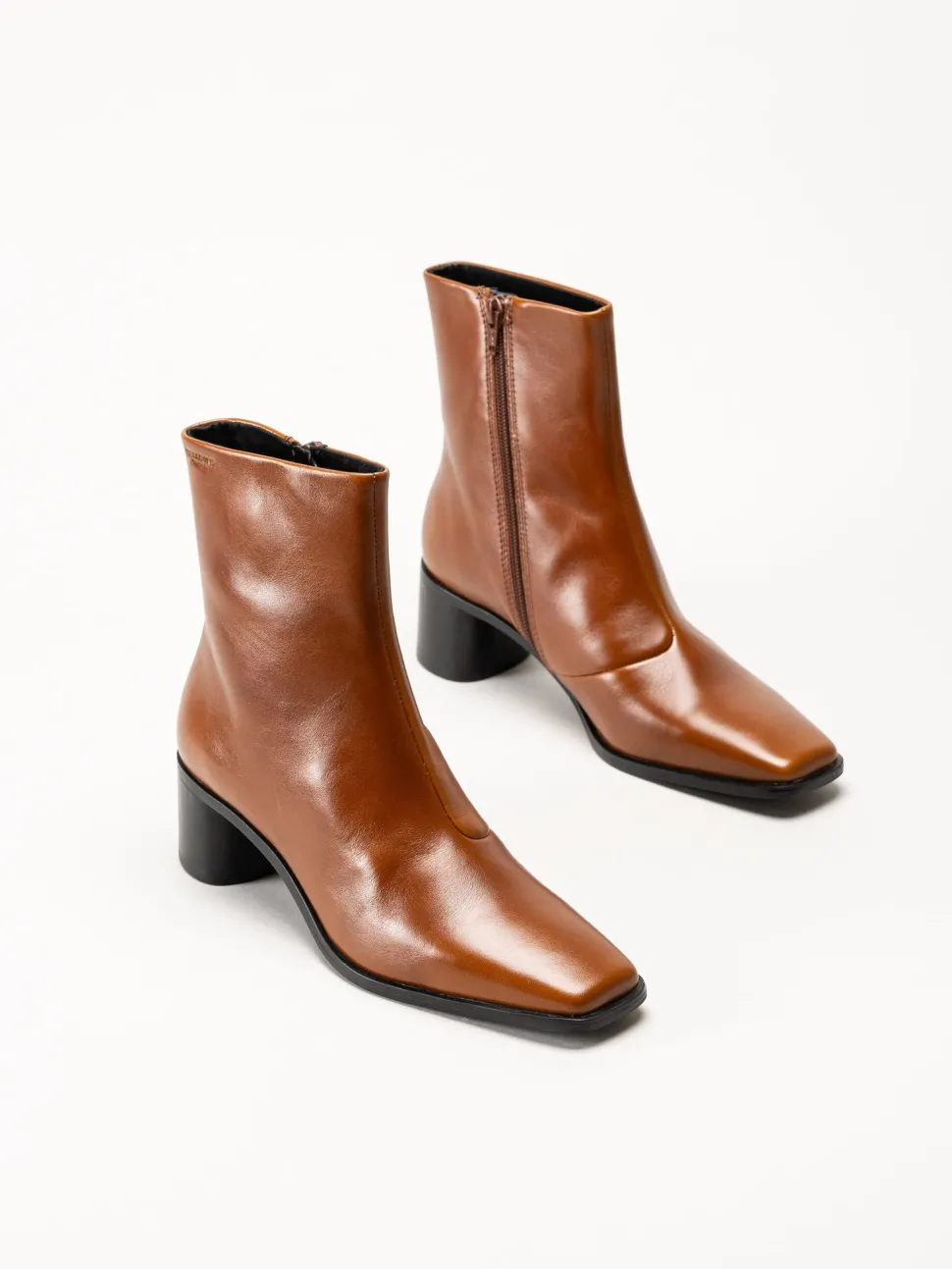 Vagabond - Fay - Ljusbruna boots i skinn