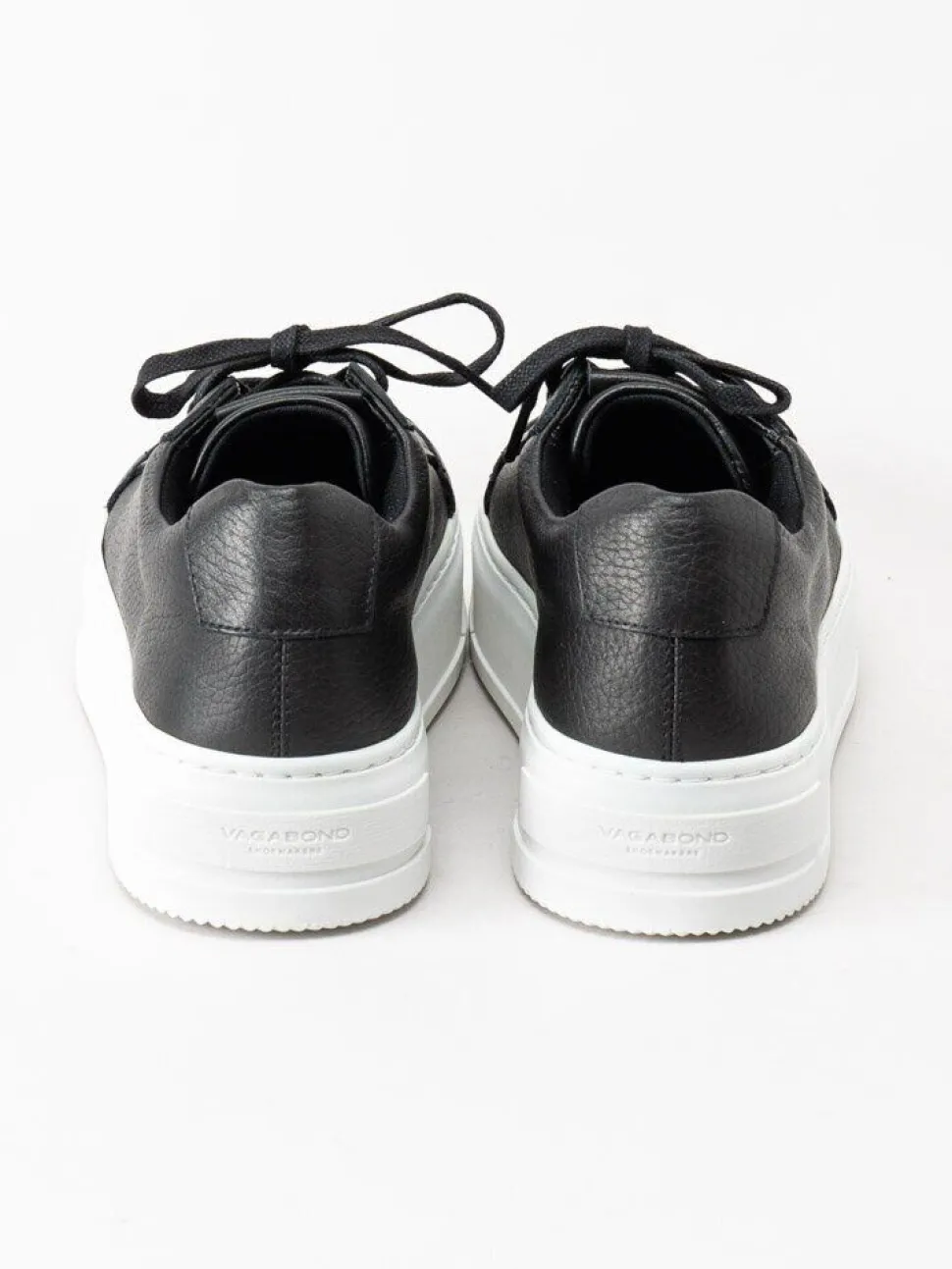 Vagabond - Judy - Svarta platåsneakers i skinn