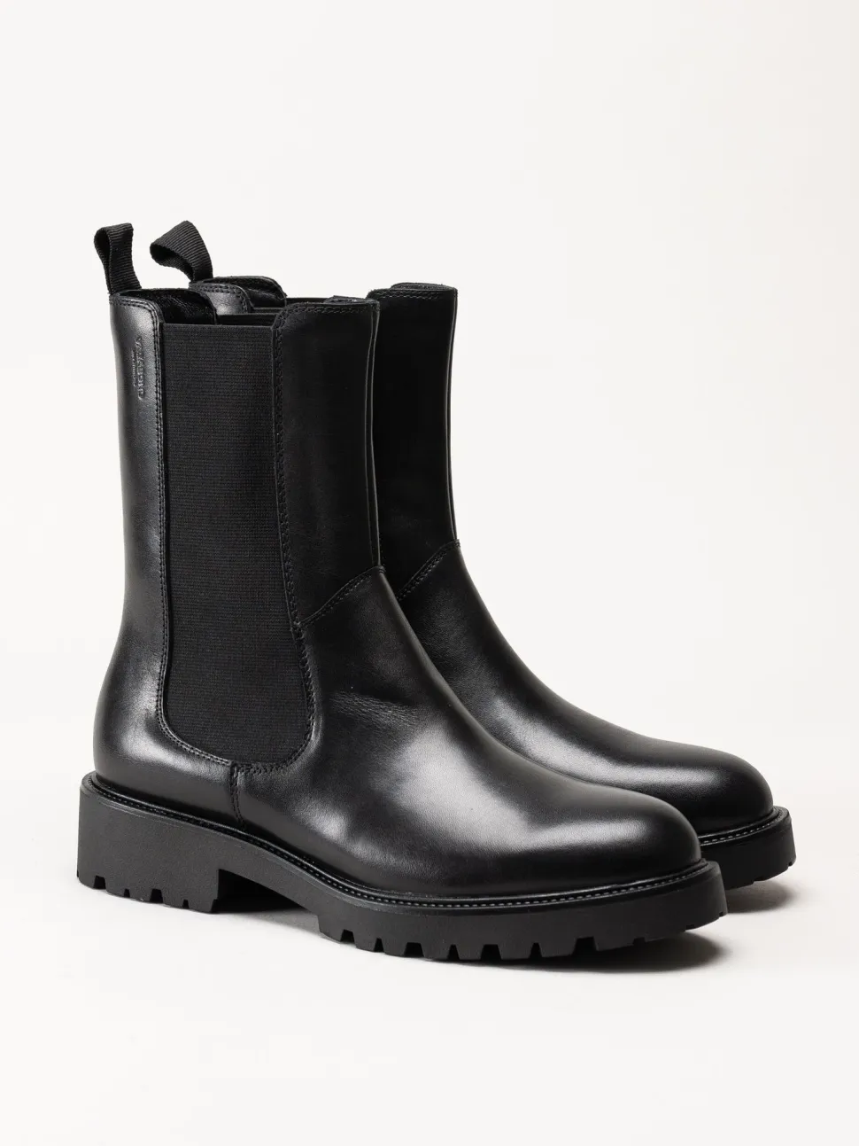 Vagabond - Kenova - Svarta chelsea boots i skinn