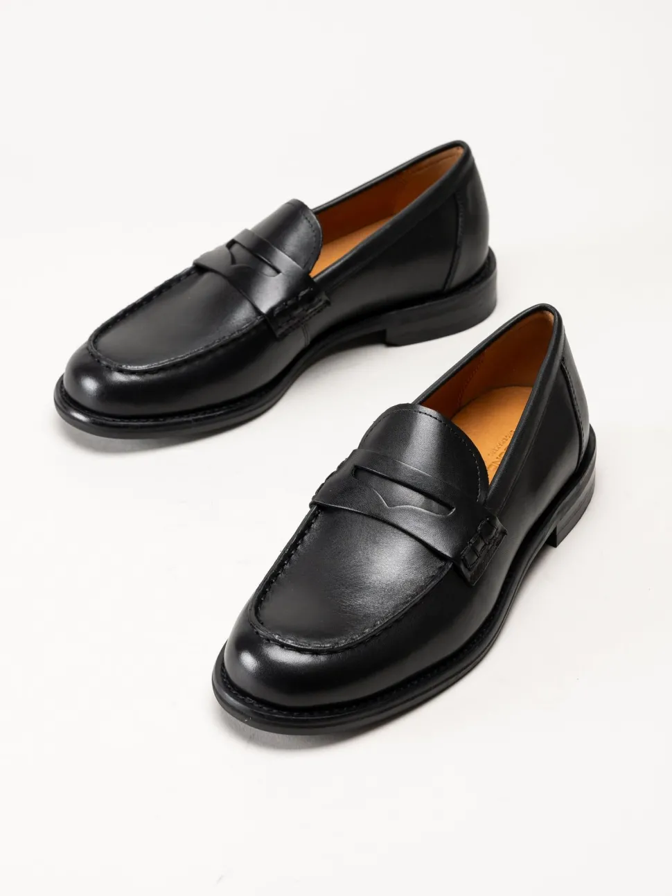 Vagabond - Linn - Svarta loafers i skinn