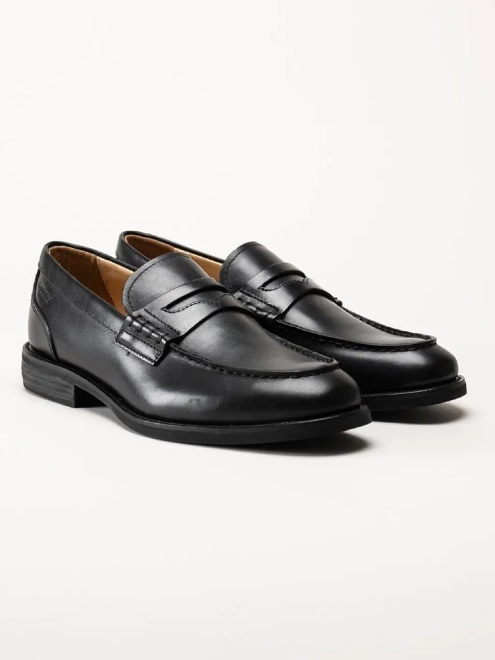 Vagabond - Mario - Svarta loafers i skinn