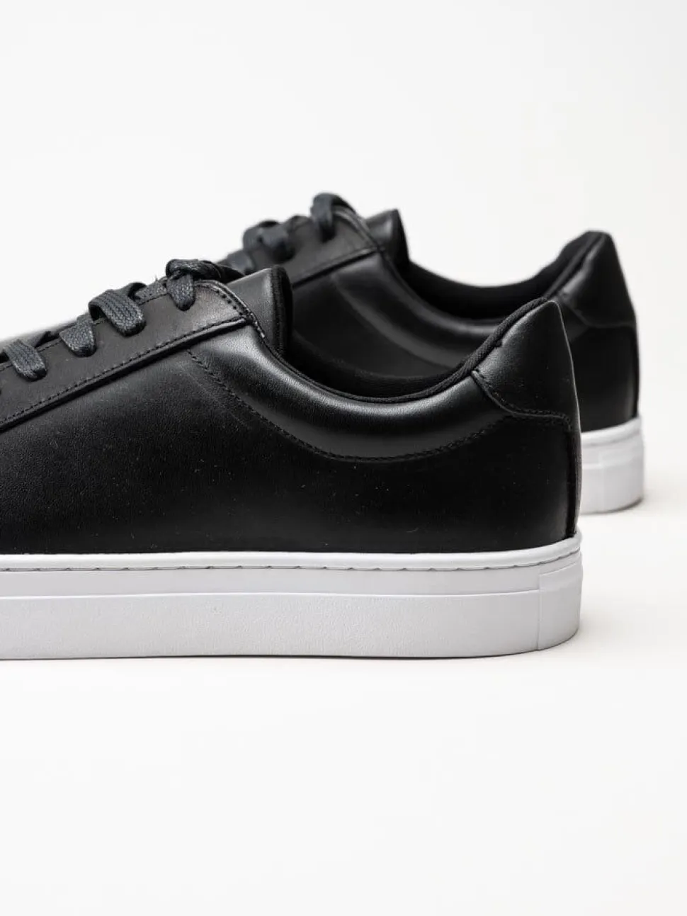 Vagabond - Paul 2.0 - Svarta sneakers i skinn