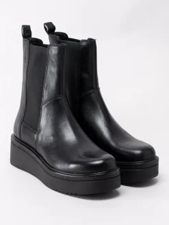 Vagabond - Tara - Svarta platåboots i skinn