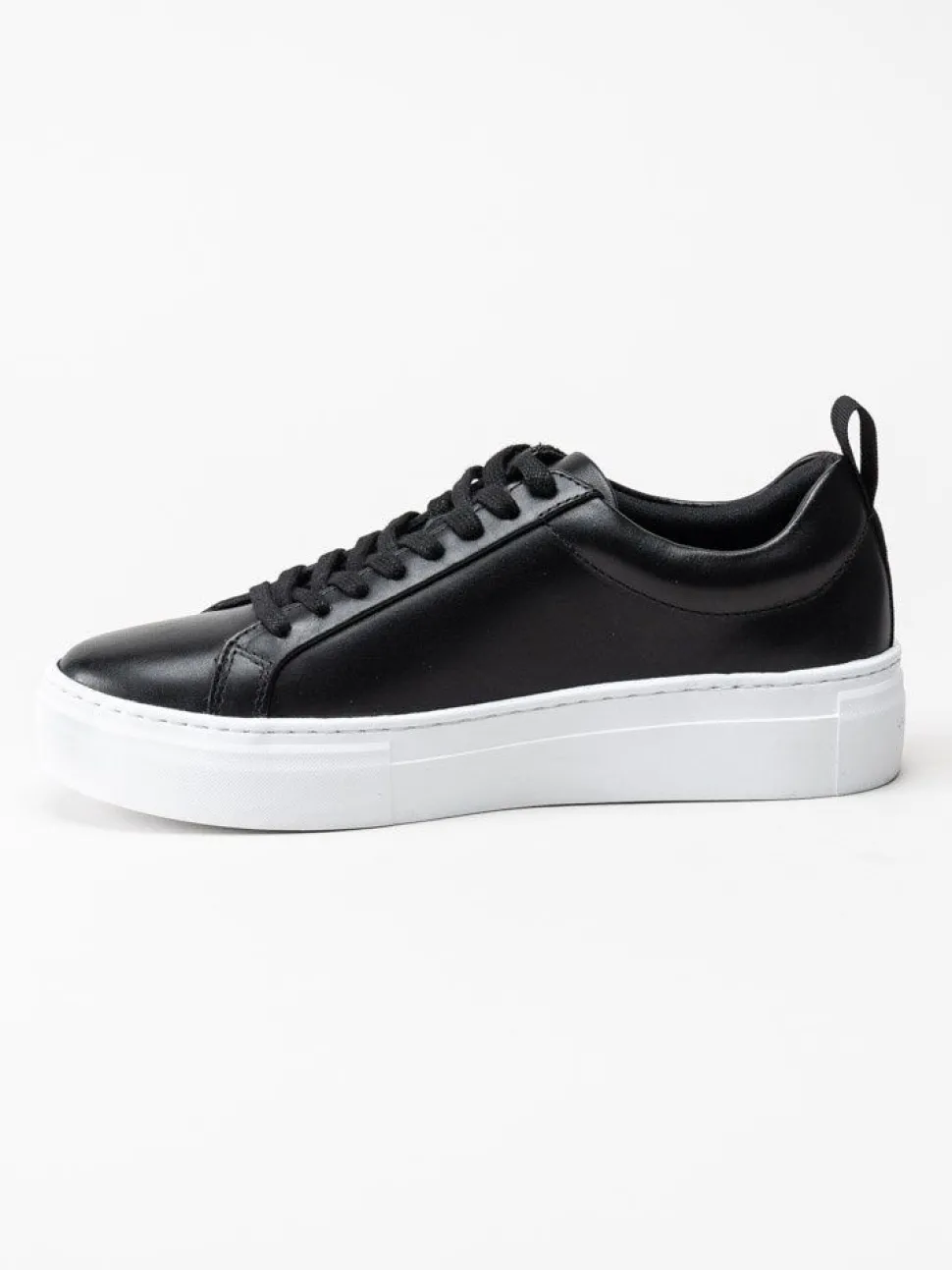 Vagabond - Zoe Platform - Svarta sneakers med platåsula