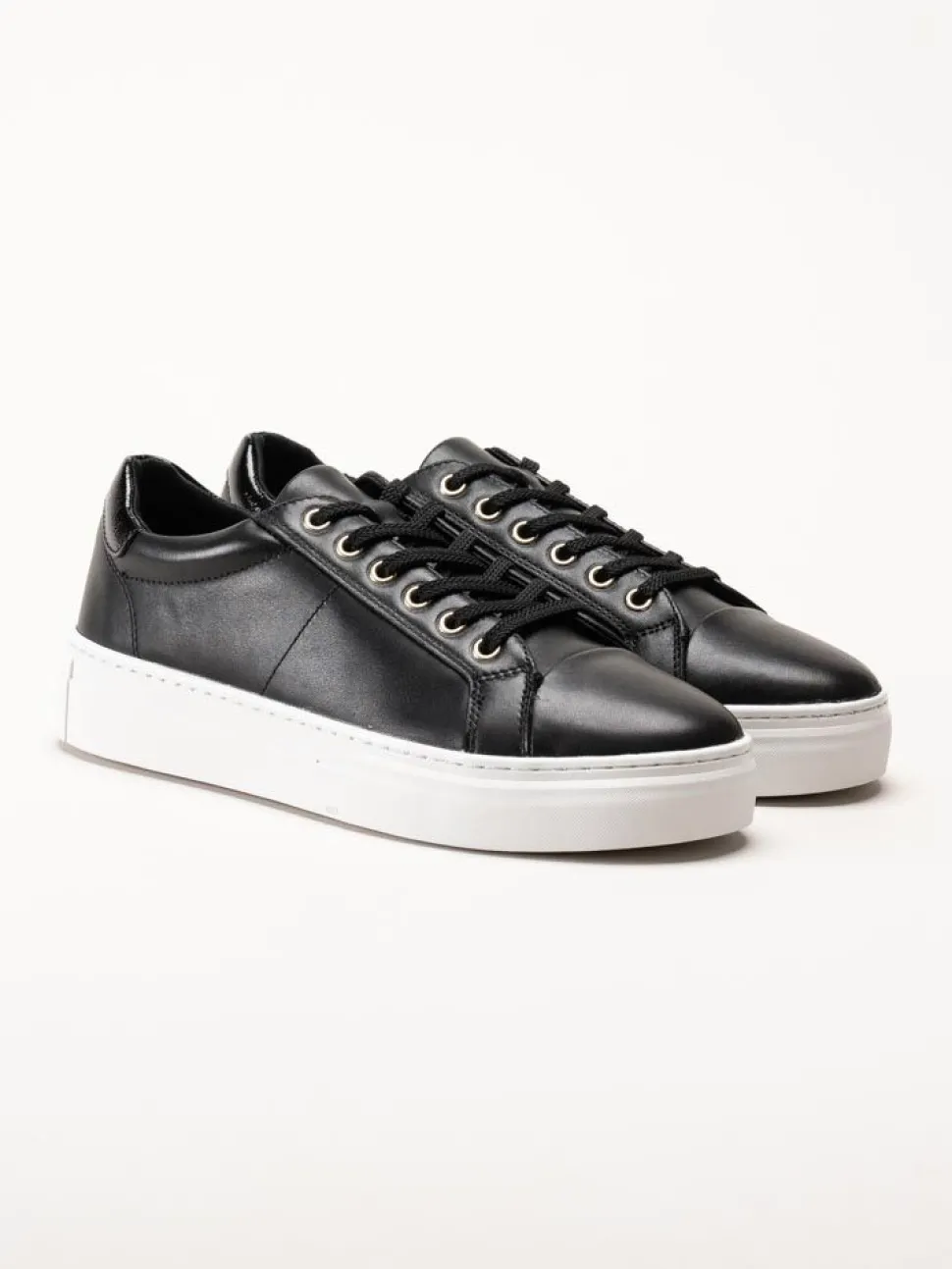 Vagabond - Zoe - Svarta sneakers i skinn