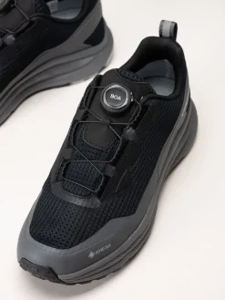 Viking Footwear - Motion Low Boa GTX M - Svarta BOA hybridskor med GoreTex