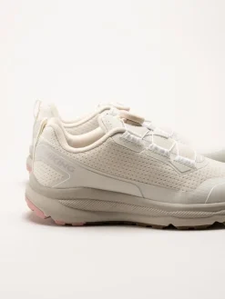 Viking Footwear - Motion Low Boa W - Cremefärgade sneakers