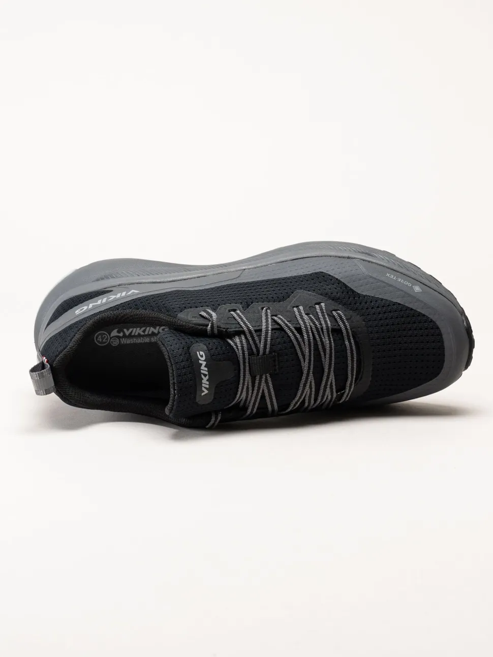 Viking Footwear - Motion Low GTX M - Svarta hybridskor med Gore-Tex