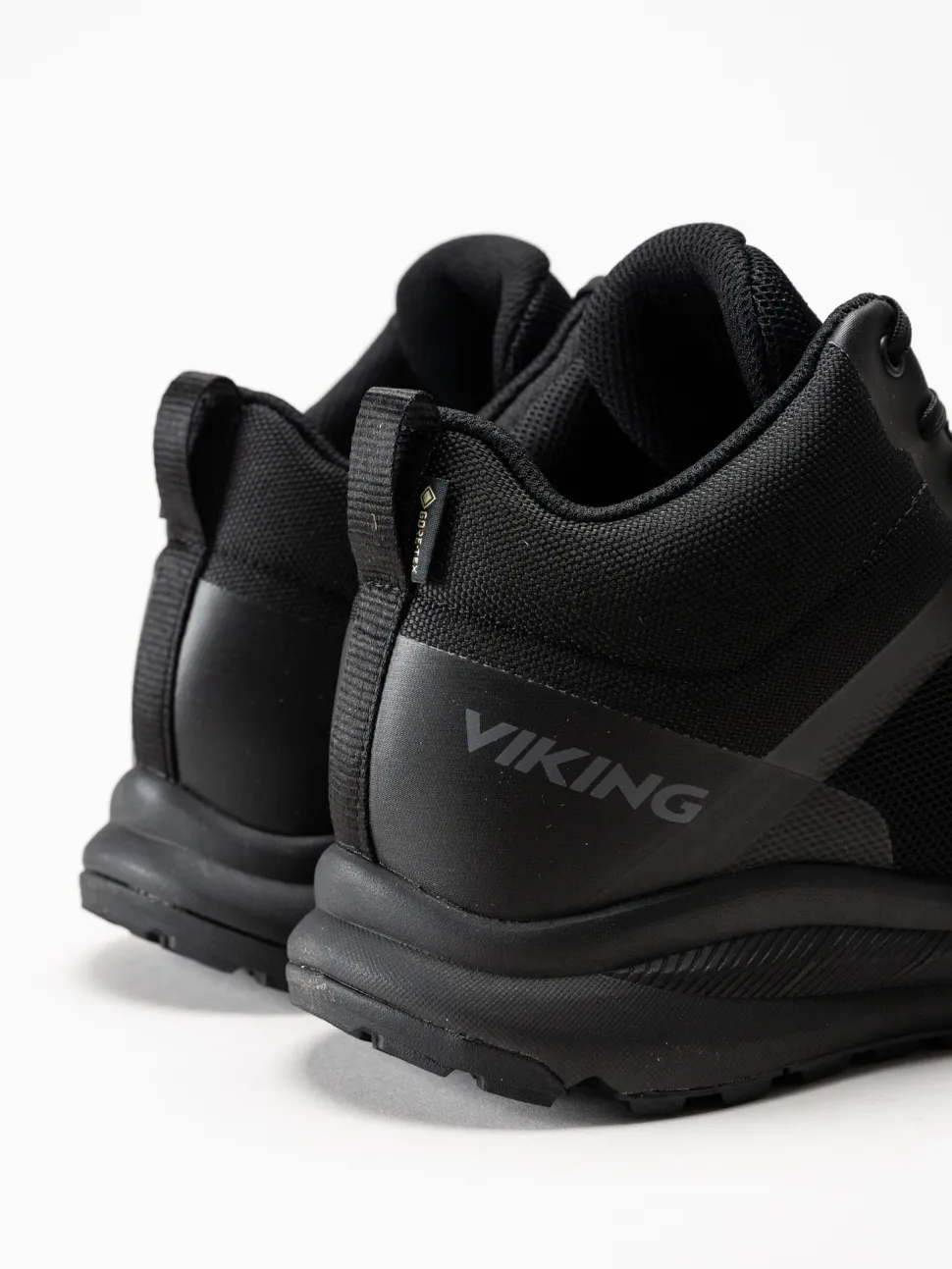 Viking Footwear - Stride Mid GTX - Svarta vandringsskor i Gore-tex